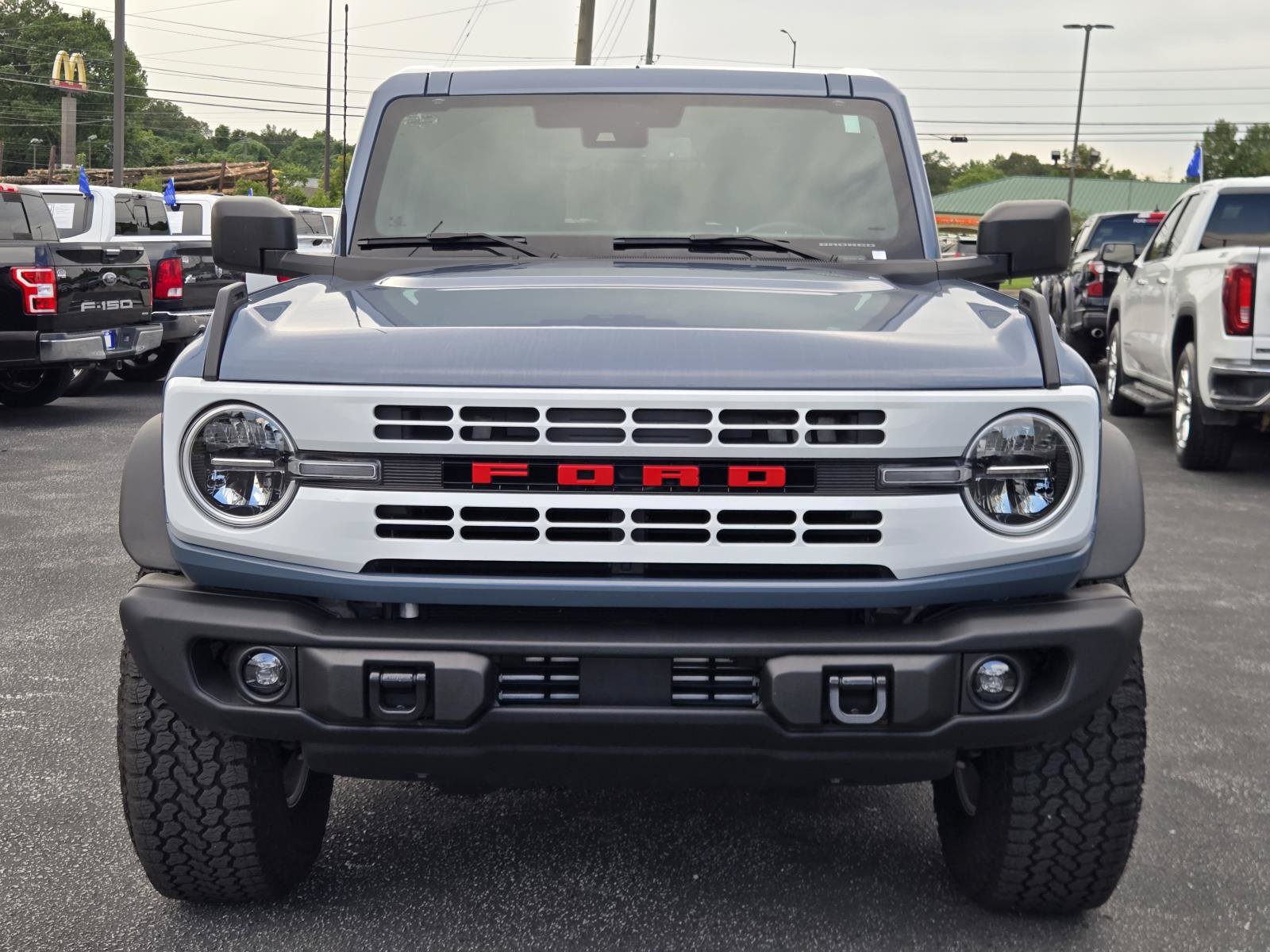 Used 2025 Ford Bronco Heritage Edition AWD/4WD image 3