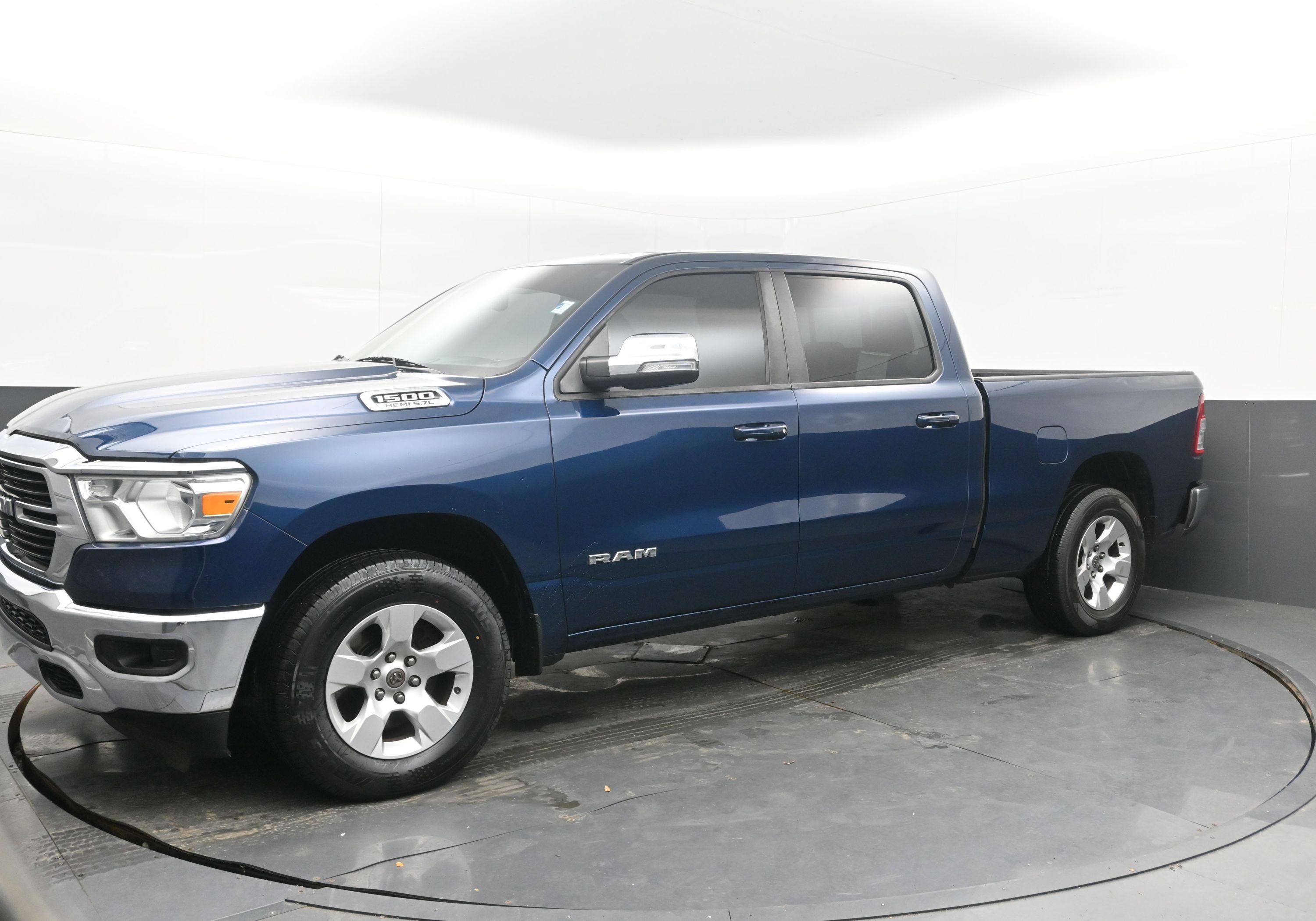 Used 2021 RAM 1500 Big Horn AWD/4WD image 4
