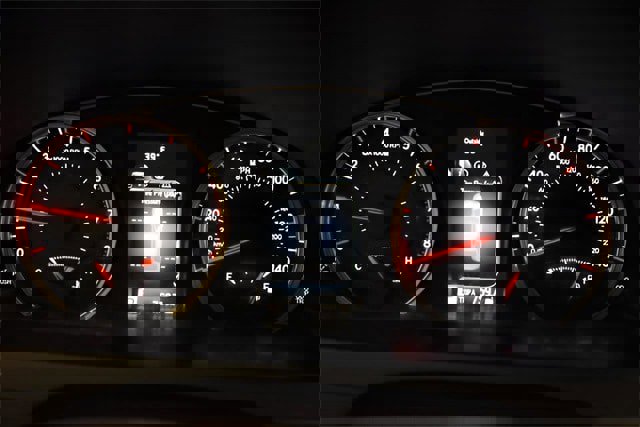 Used 2015 Toyota Camry image 28