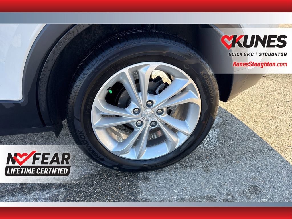 Used 2023 Buick Encore GX Preferred w/ Cold Weather Comfort Package image 18