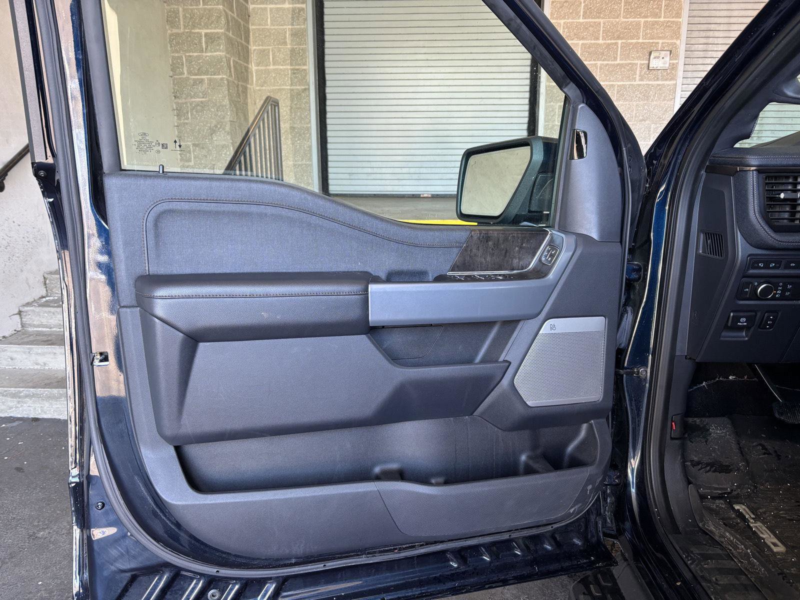 Used 2022 Ford F150 Lightning Lariat w/ Tow Technology Package image 10