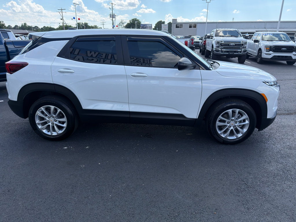 Used 2026 Chevrolet TrailBlazer LS FWD image 4
