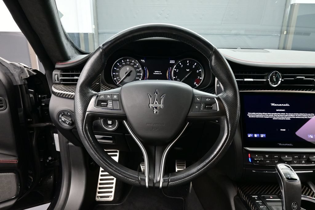 Used 2022 Maserati Quattroporte Trofeo RWD image 8