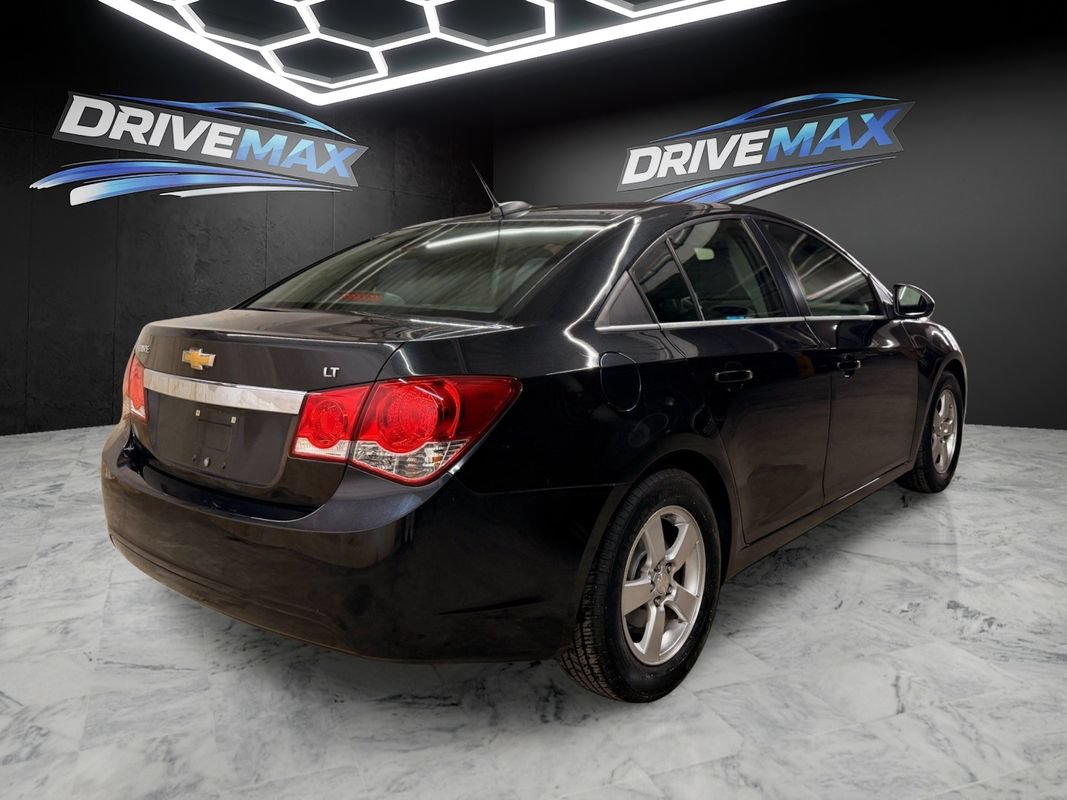 Used 2016 Chevrolet Cruze LT FWD image 5