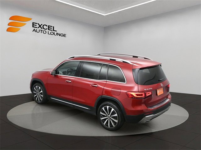 Used 2020 Mercedes-Benz GLB 250 w/ Premium Package image 44