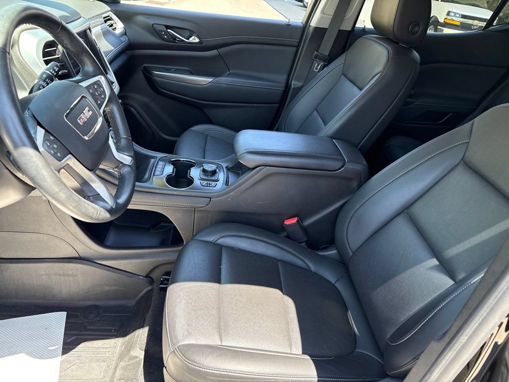 Certified 2023 GMC Acadia SLT AWD/4WD image 9