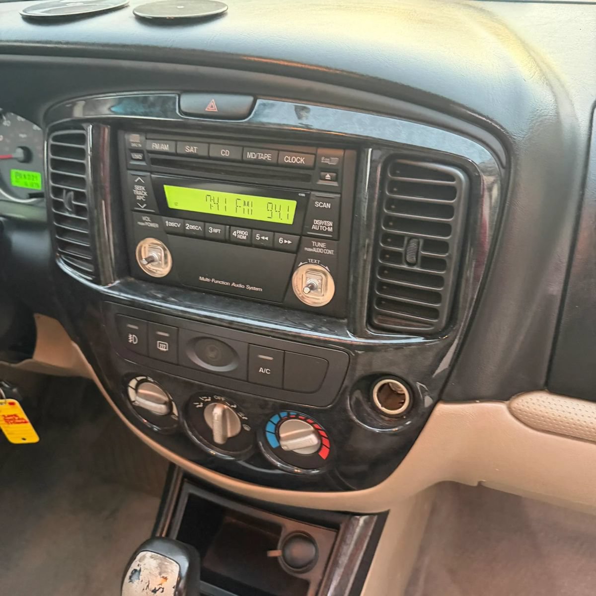 Used 2005 MAZDA Tribute s FWD image 11