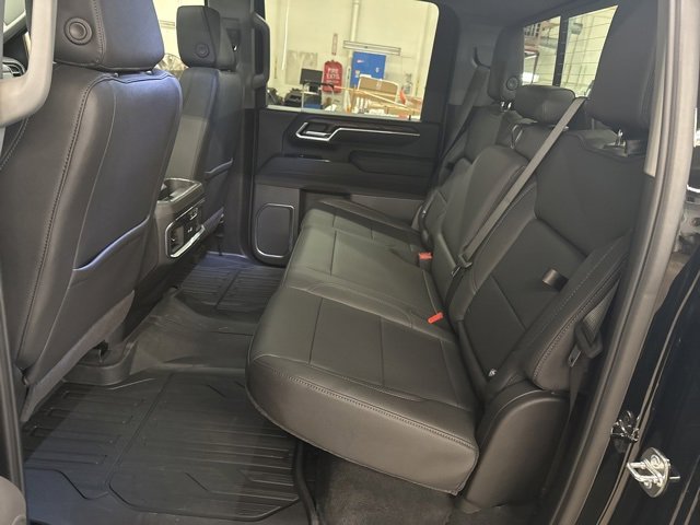 New 2026 GMC Sierra 2500 SLT w/ SLT Convenience Package image 21