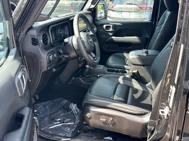 Used 2024 Jeep Wrangler Unlimited Rubicon 4xe AWD/4WD image 28