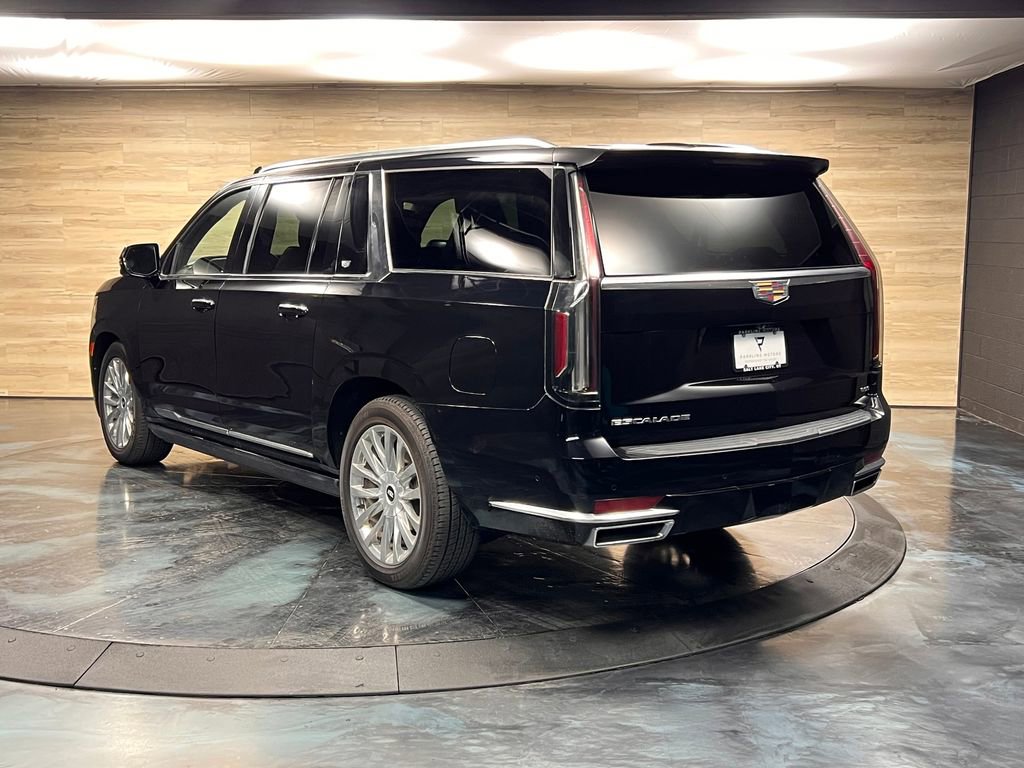 Used 2021 Cadillac Escalade ESV Premium Luxury w/ Driver Assist Tech Package AWD/4WD image 20
