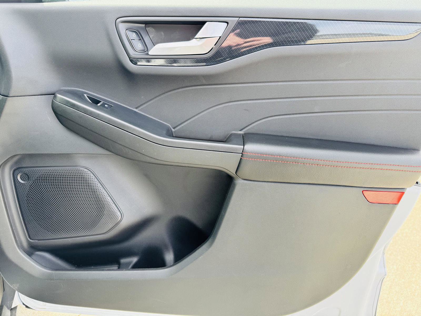 Used 2023 Ford Escape ST-Line w/ Tech Pack #1 image 33