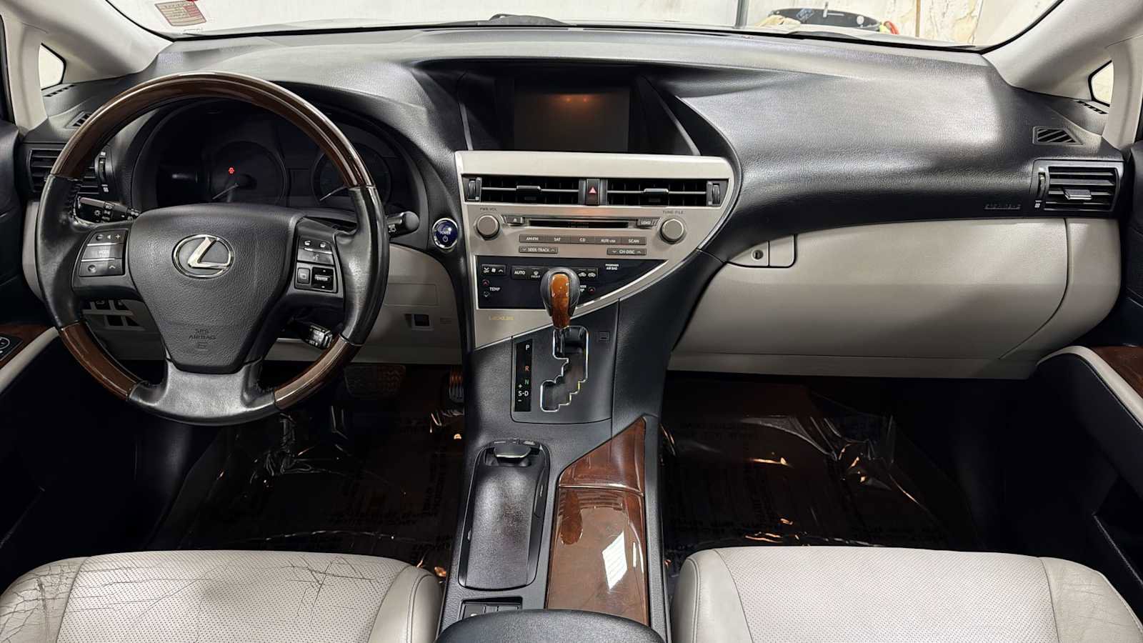 Used 2012 Lexus RX 450h AWD w/ Premium Pkg image 27