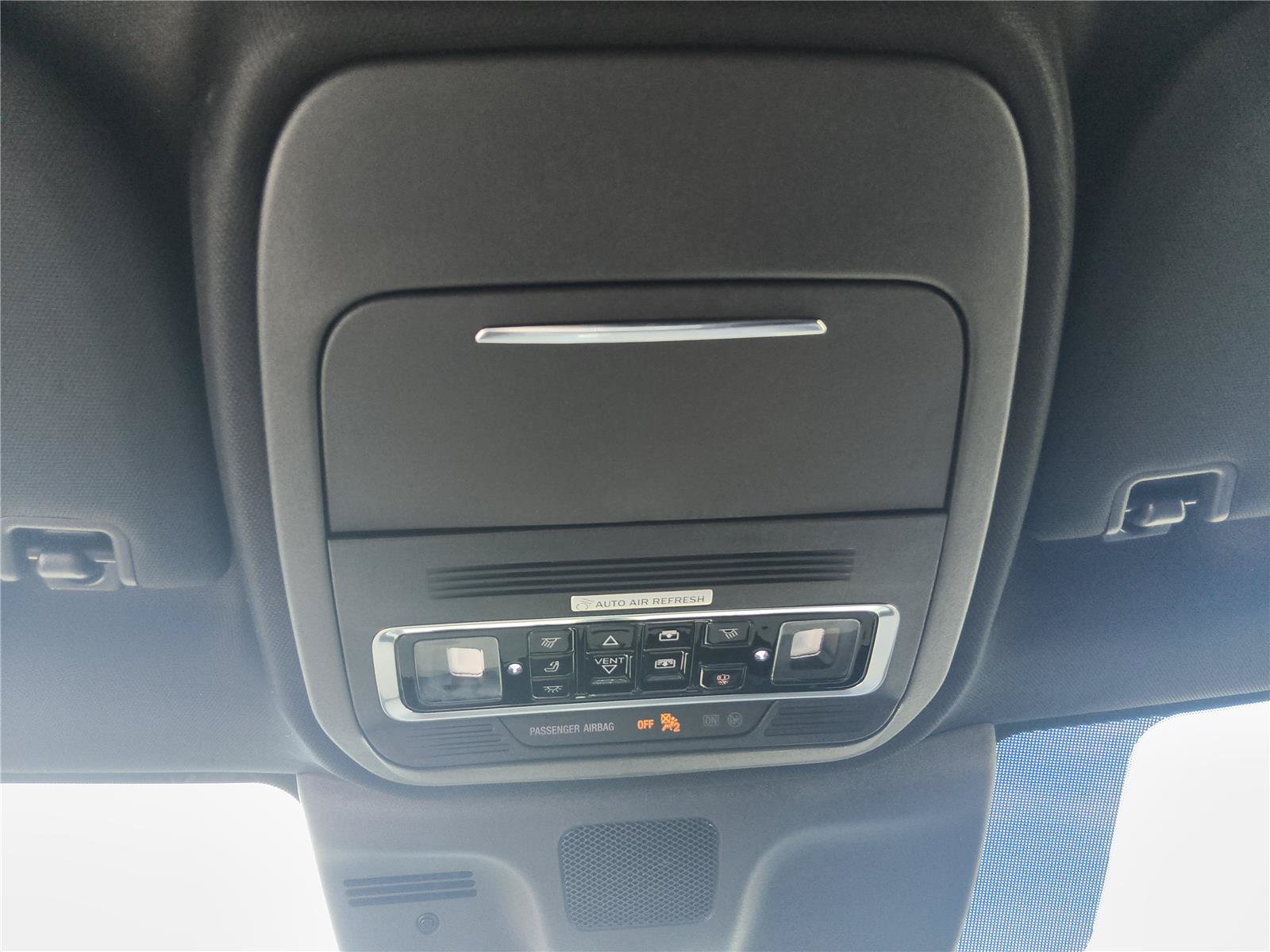 New 2027 Lincoln Navigator Reserve w/ Jet Appearance Package AWD/4WD image 22