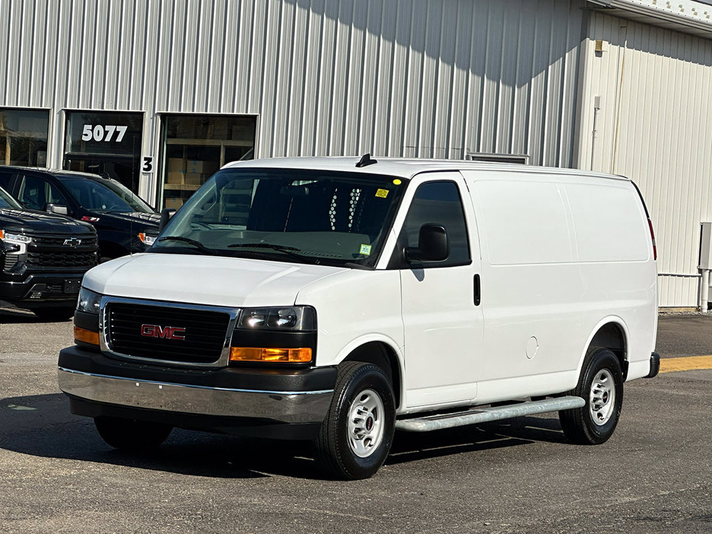 Used 2025 GMC Savana 2500 w/ Driver Convenience Package RWD image 8