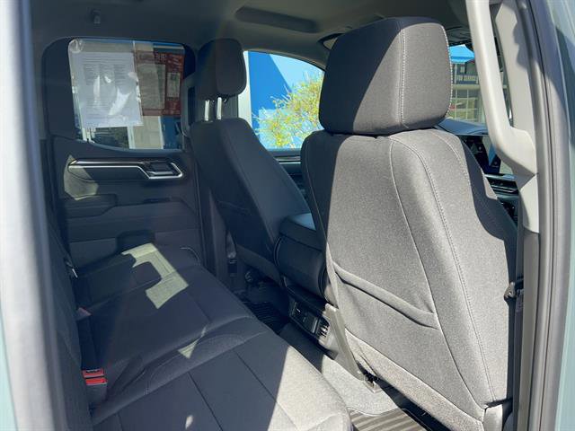 Used 2025 Chevrolet Silverado 1500 LT image 15