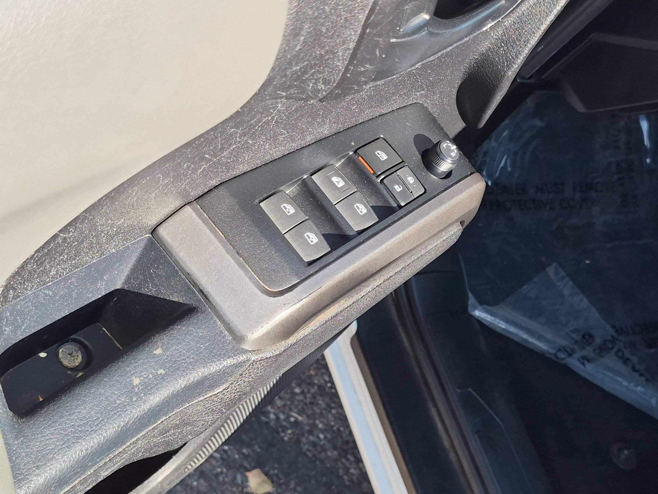 Used 2021 Toyota Tacoma SR5 RWD image 11
