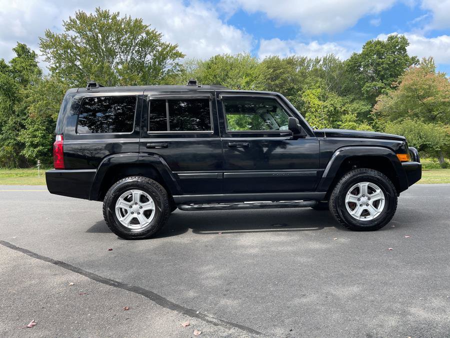 Used 2007 Jeep Commander Sport image 16
