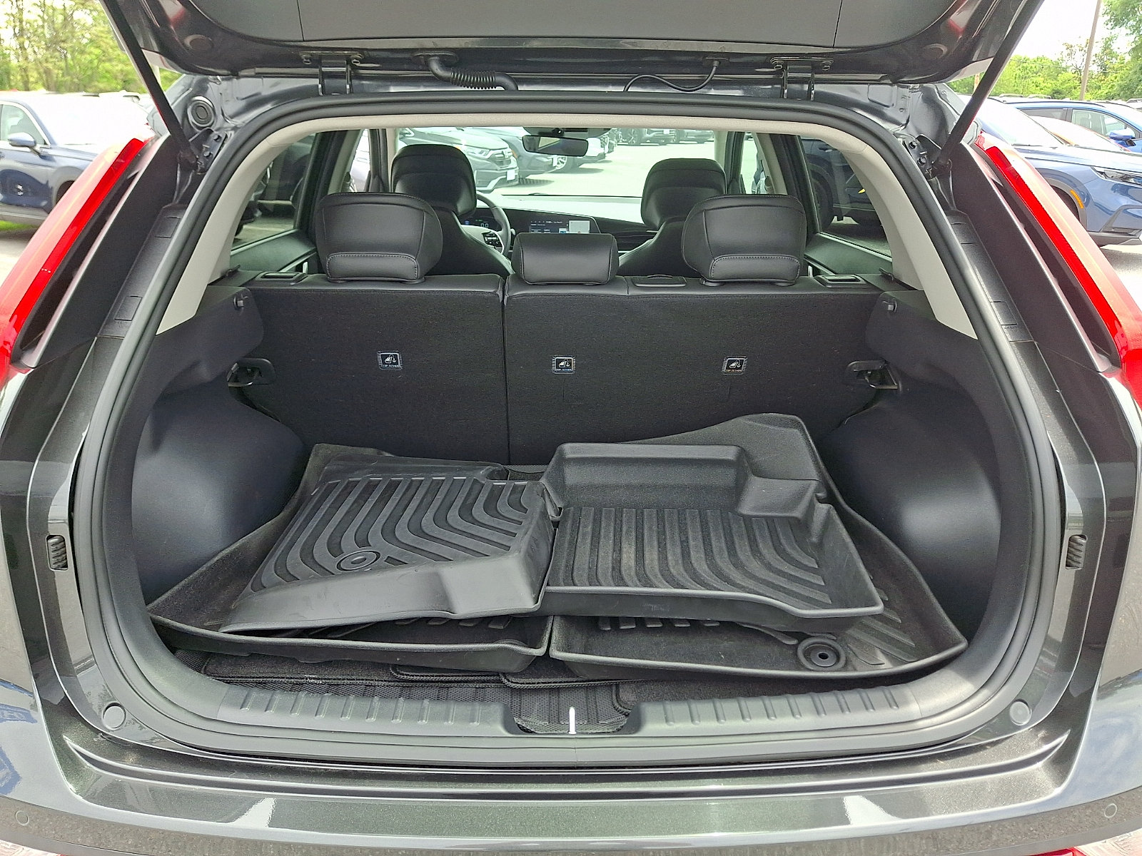 Certified 2024 Kia Niro EX FWD image 30