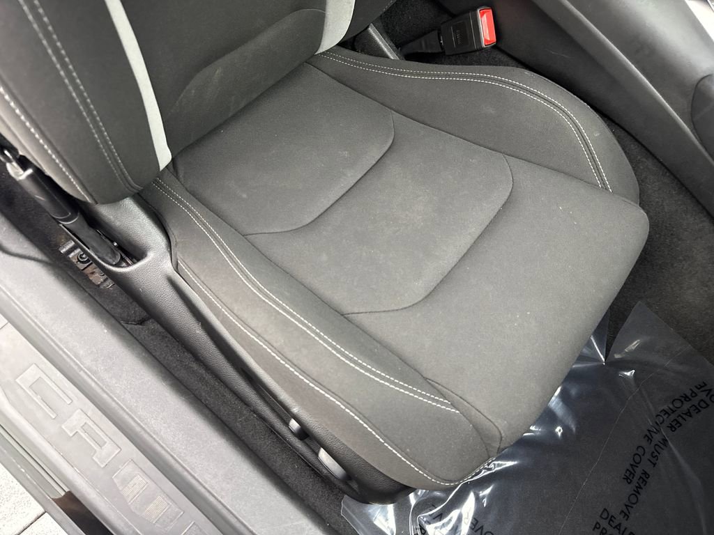 Used 2021 Chevrolet Camaro LT w/ Technology Package RWD image 39