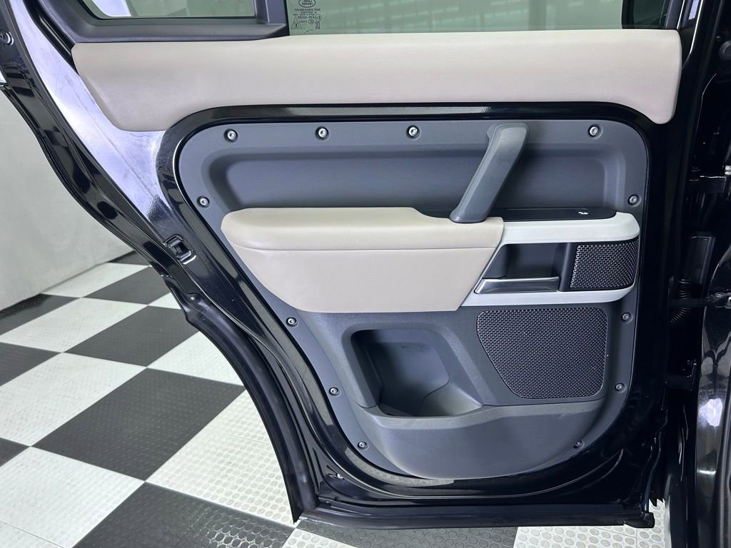 Used 2022 Land Rover Defender 110 XS Edition image 31