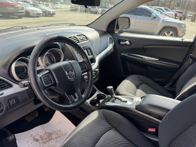 Used 2016 Dodge Journey SXT w/ Comfort/Convenience Group image 10