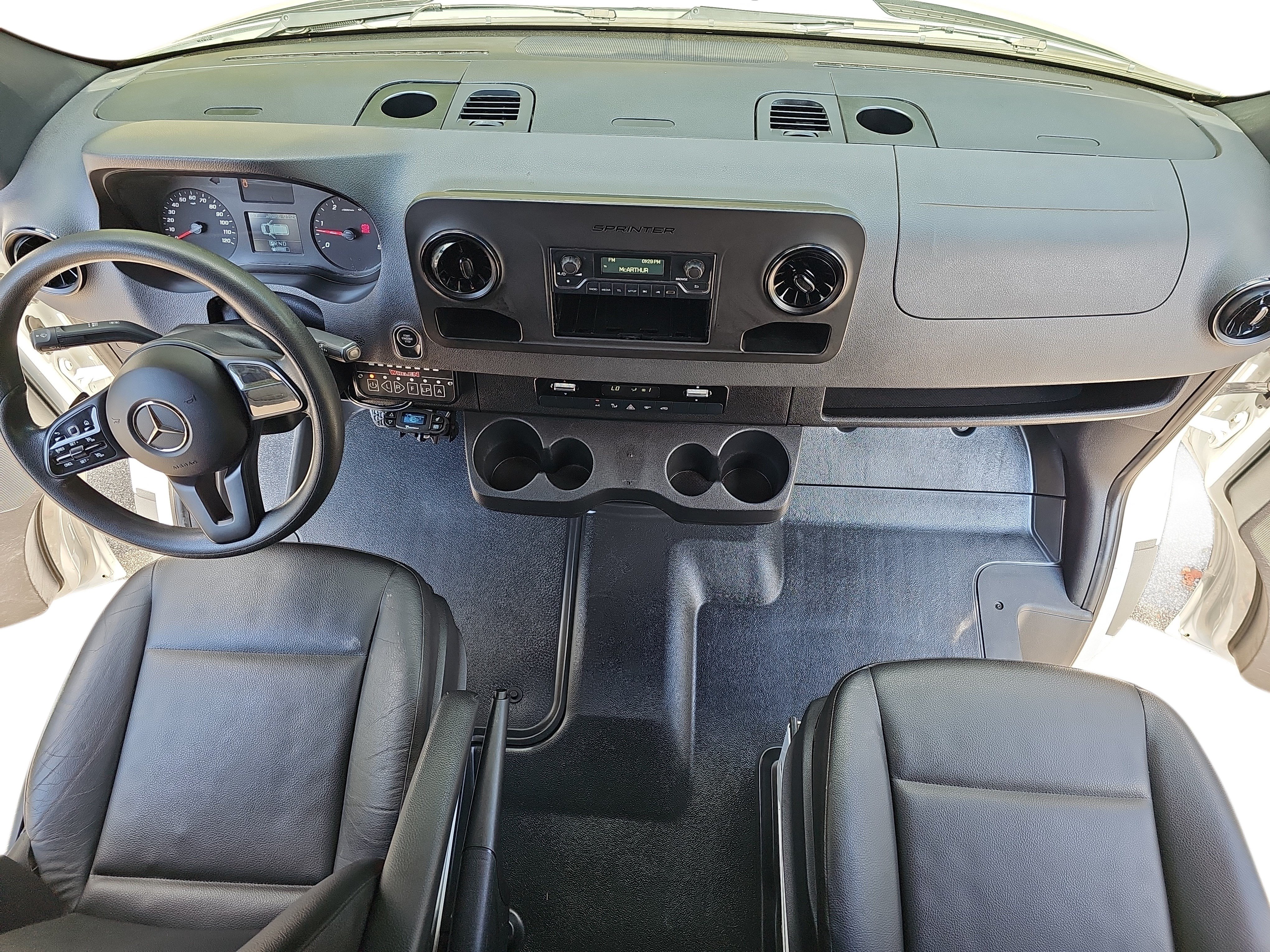 Used 2022 Mercedes-Benz Sprinter 4500 image 9