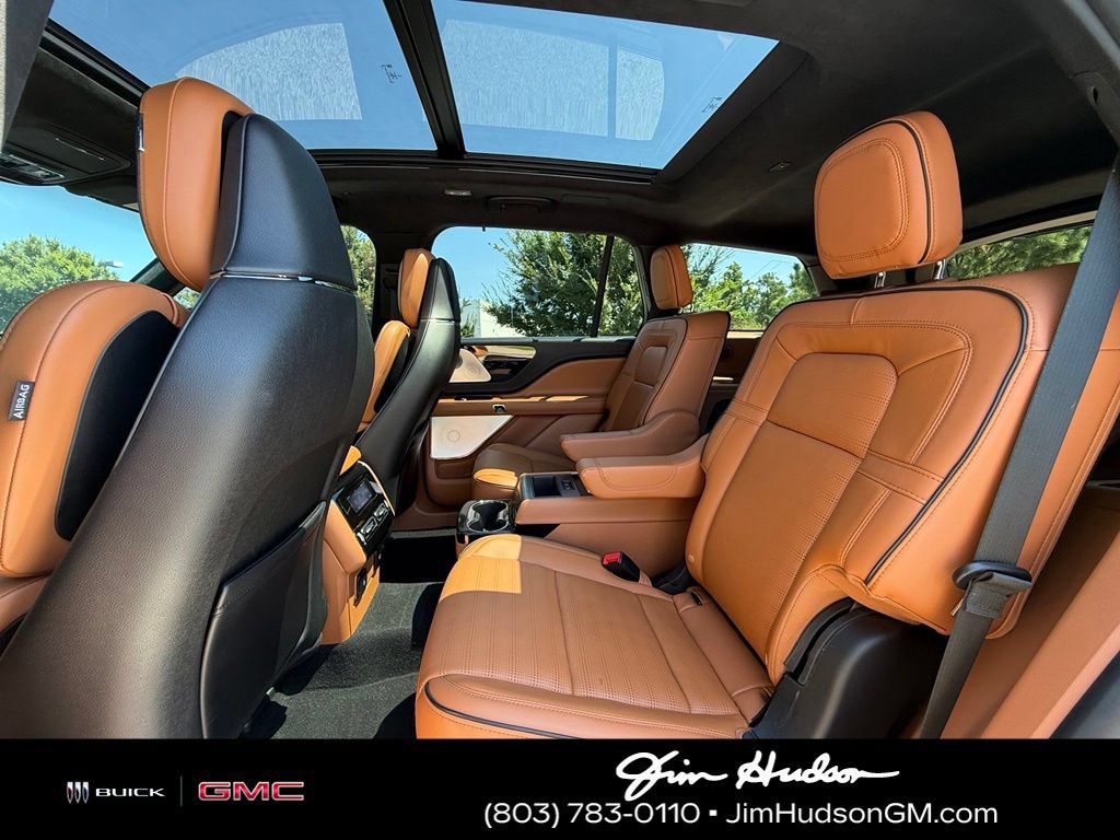 Used 2024 Lincoln Aviator Black Label w/ Dynamic Handling Package AWD/4WD image 13