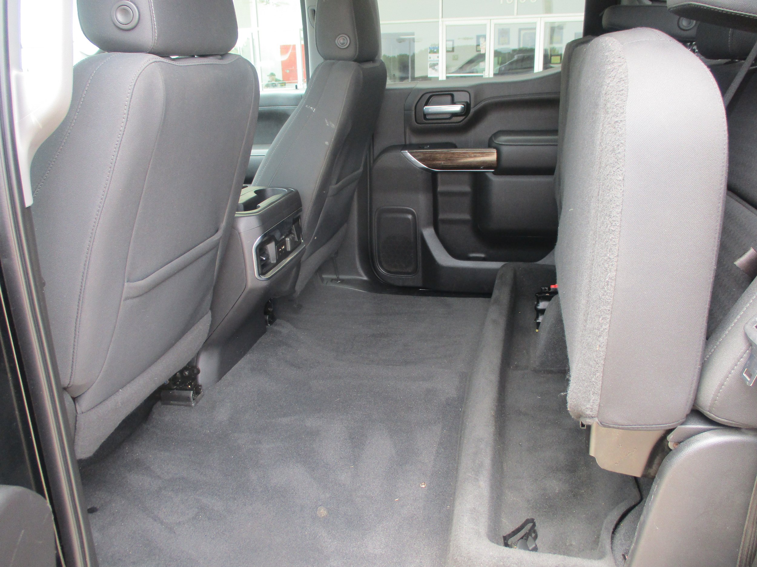 Used 2020 GMC Sierra 1500 Elevation w/ Elevation Value Package AWD/4WD image 5