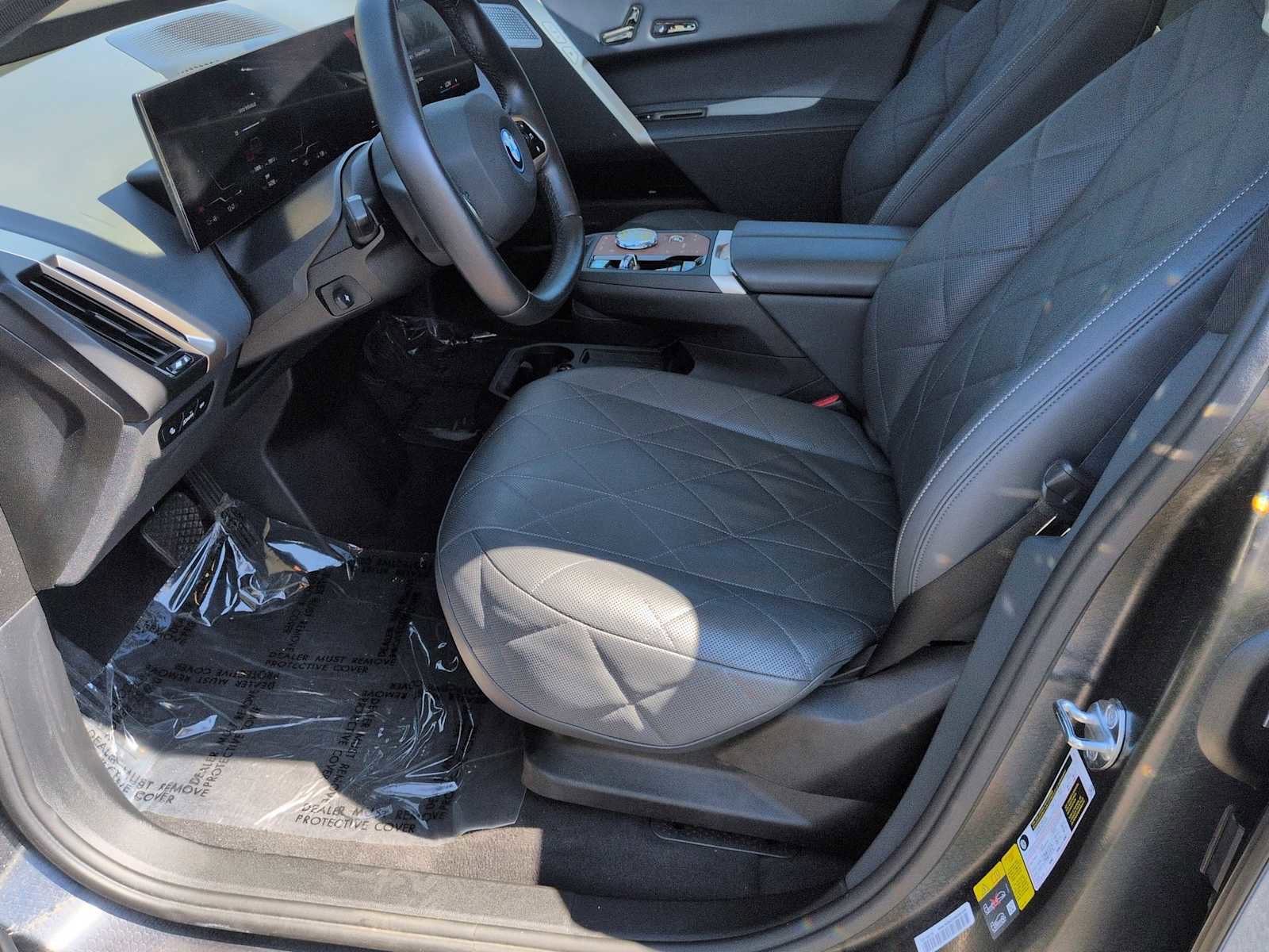 Certified 2022 BMW iX xDrive50 w/ Premium Package image 16