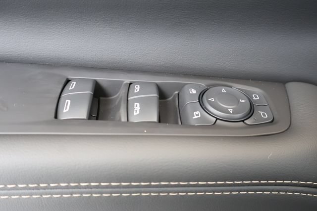 New 2026 GMC Yukon Elevation w/ Elevation Premium Package RWD image 13