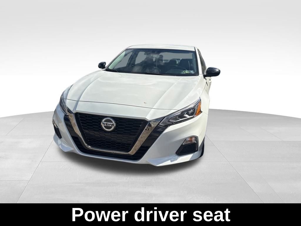Certified 2022 Nissan Altima 2.5 SR image 4
