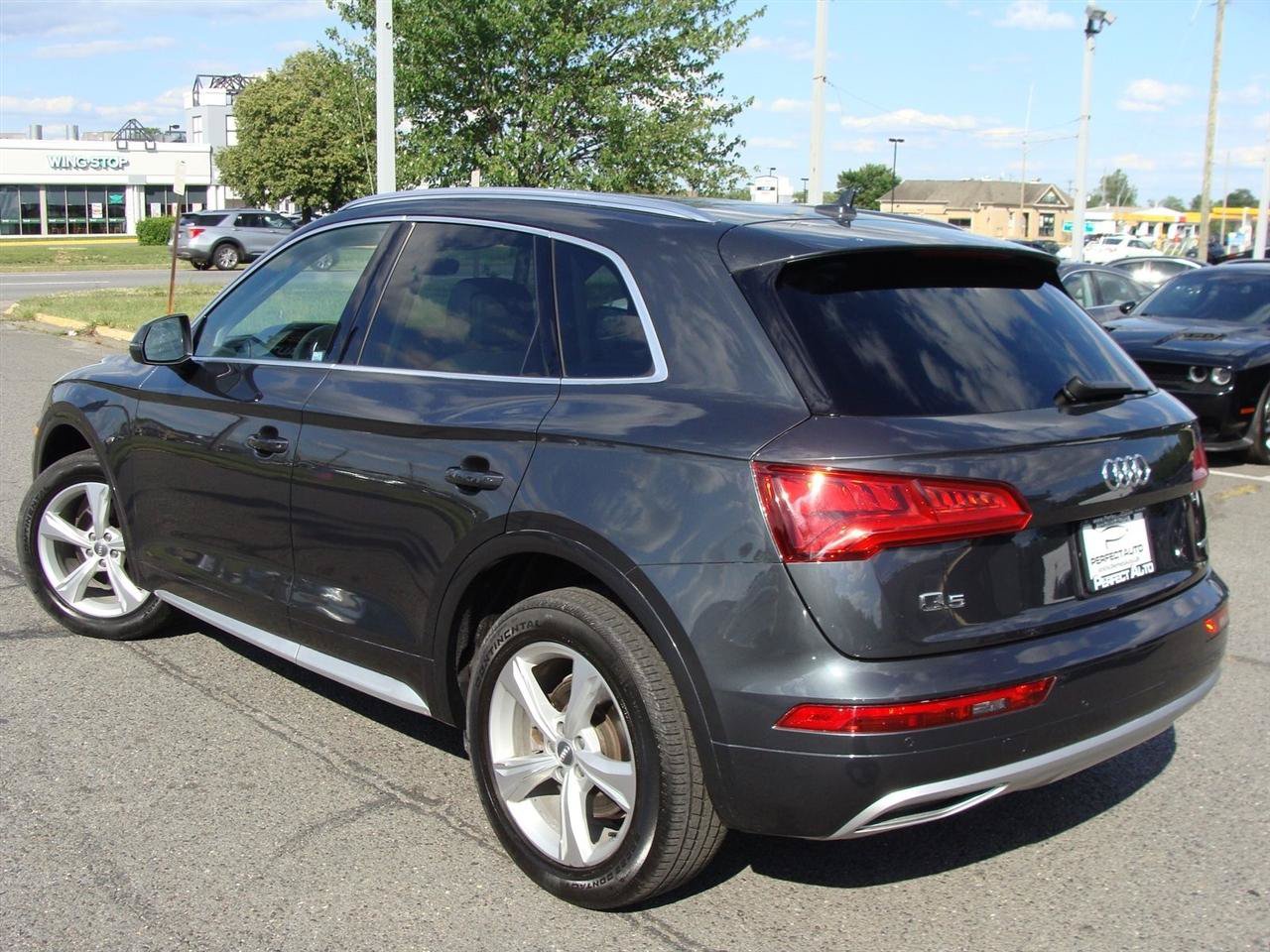 Used 2020 Audi Q5 2.0T Premium Plus AWD/4WD image 4
