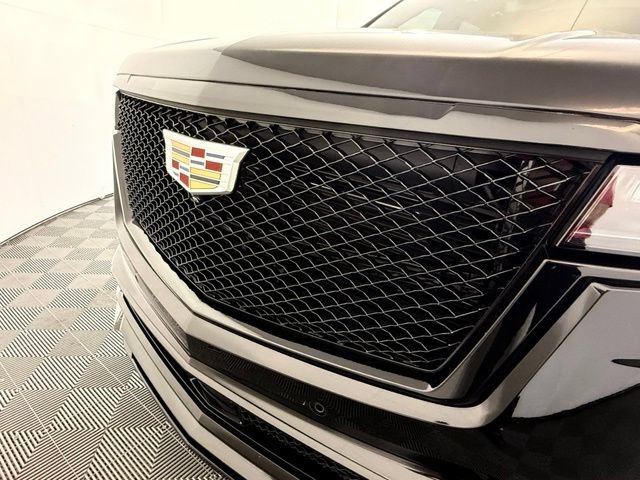 Used 2023 Cadillac Escalade V AWD/4WD image 57