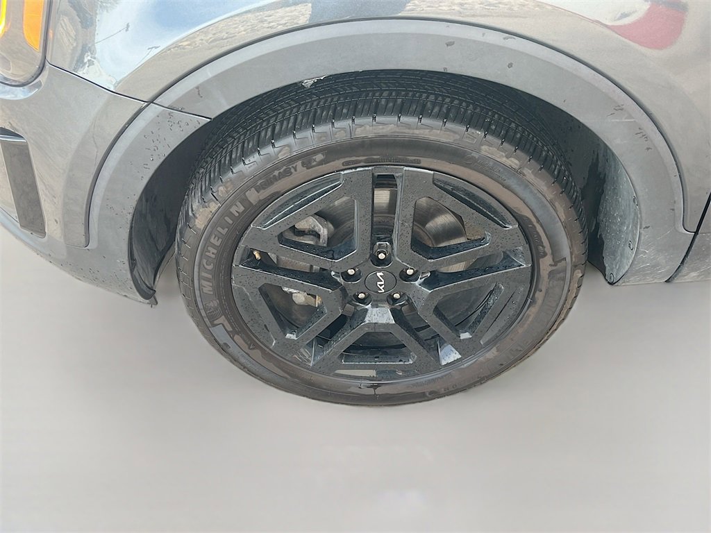 Used 2022 Kia Telluride SX w/ SX Prestige Package image 34