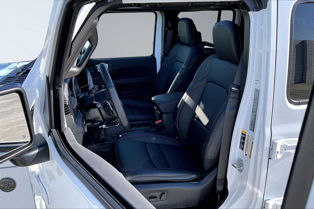 New 2026 Jeep Wrangler Unlimited Rubicon 392 w/ Quick Order Package 27X Moab AWD/4WD image 3