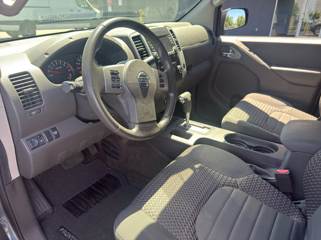 Used 2017 Nissan Frontier SV RWD image 10