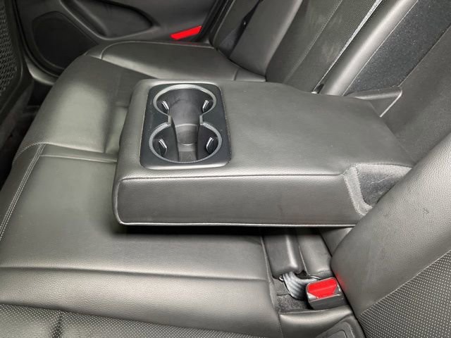 Used 2025 Genesis G70 2.5T image 50