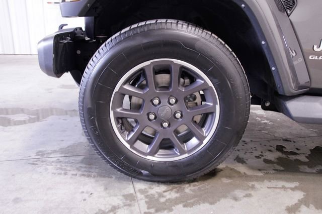 Used 2022 Jeep Gladiator Overland w/ Popular Equipment Package image 10