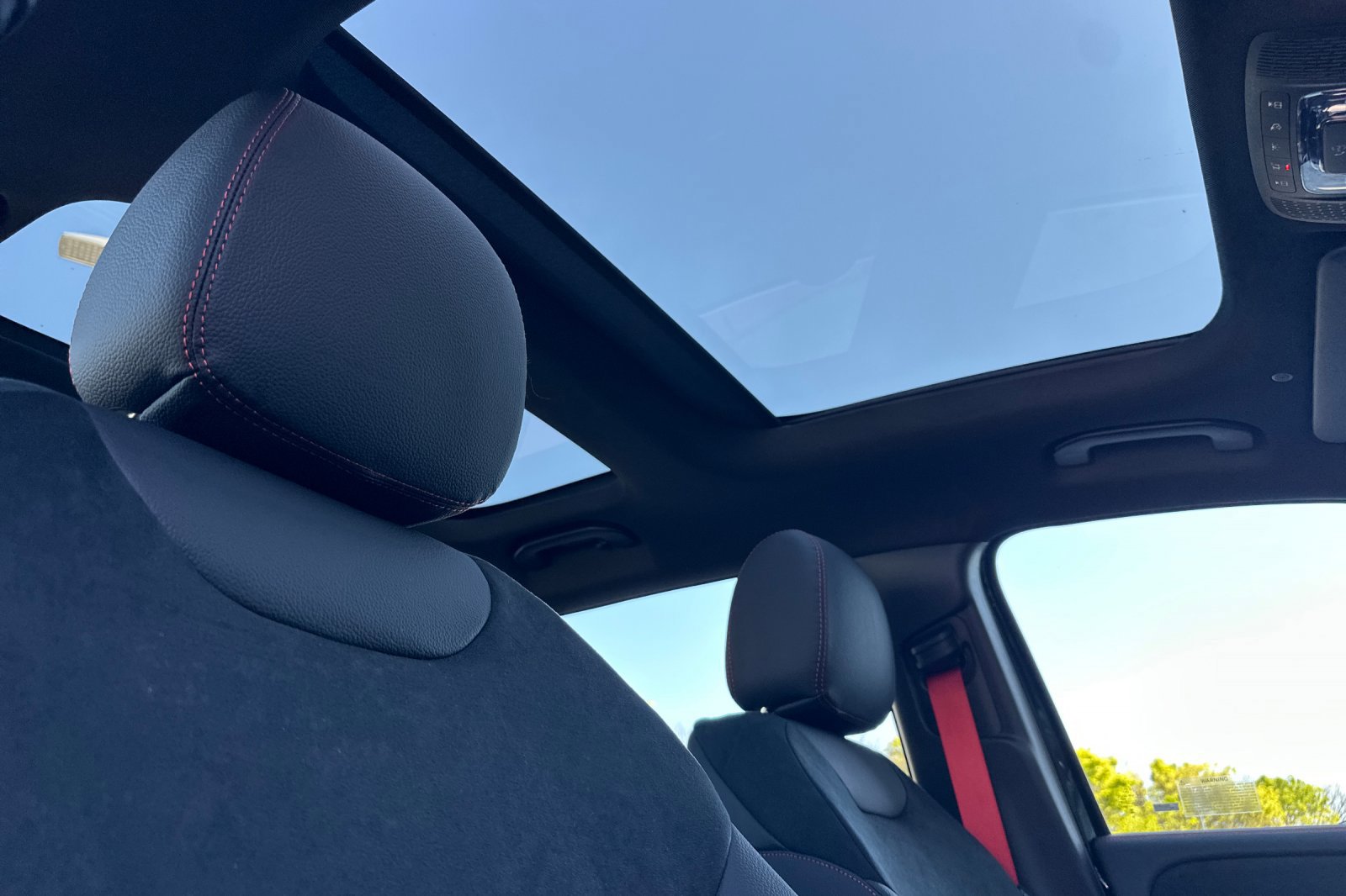 New 2026 Mercedes-Benz GLB 35 AMG AMG 35 image 17