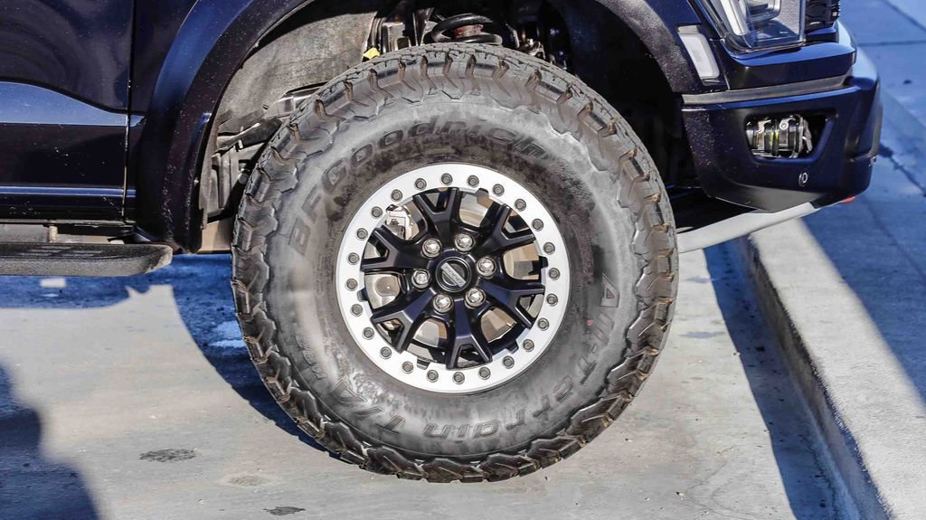 Used 2023 Ford F150 Raptor w/ Equipment Group 802A Raptor R AWD/4WD image 11