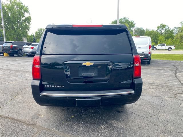 Used 2015 Chevrolet Suburban LTZ RWD image 8