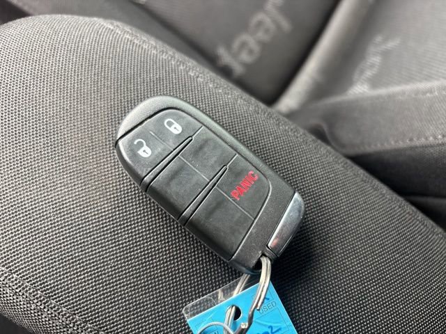 Used 2017 Jeep Renegade Sport w/ Power & Air Group image 33