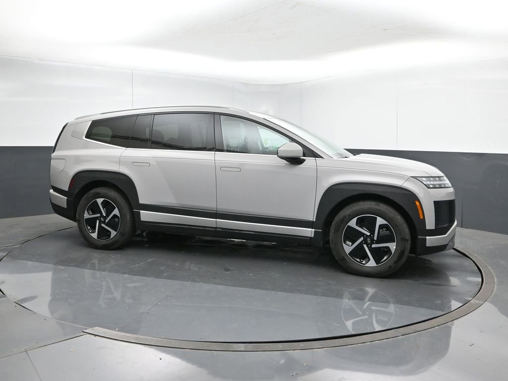 New 2026 Hyundai Ioniq 9 SE image 7