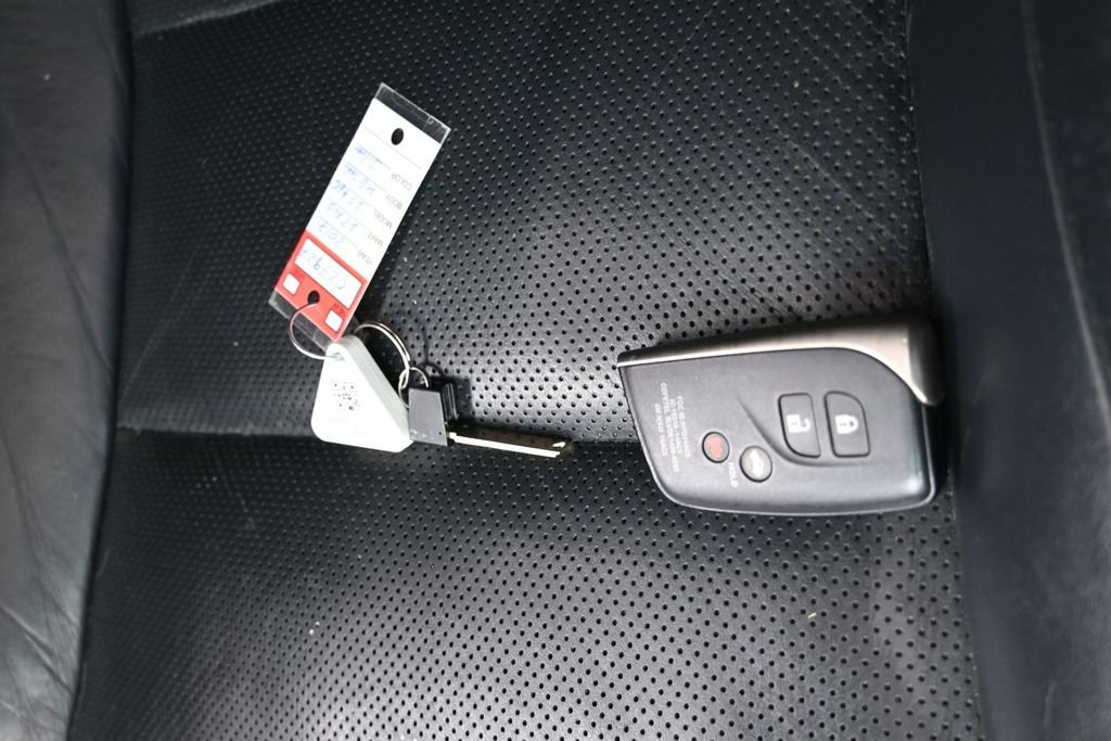 Used 2017 Lexus LS 460 AWD image 32