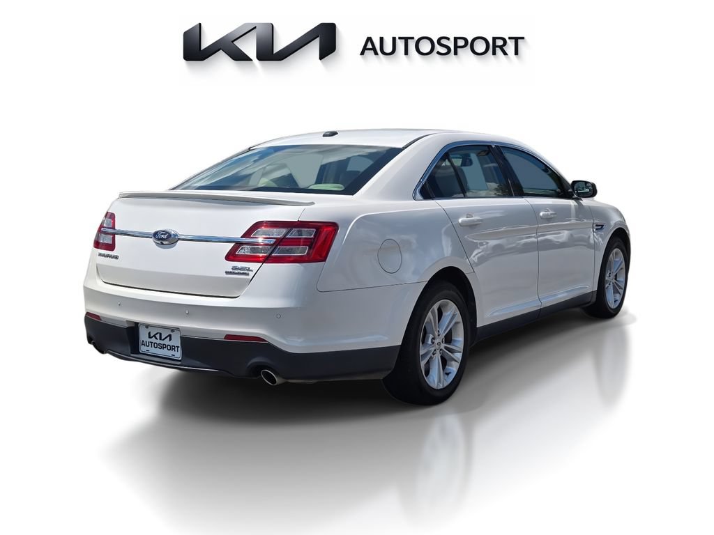 Used 2017 Ford Taurus SEL w/ Equipment Group 201A FWD image 6
