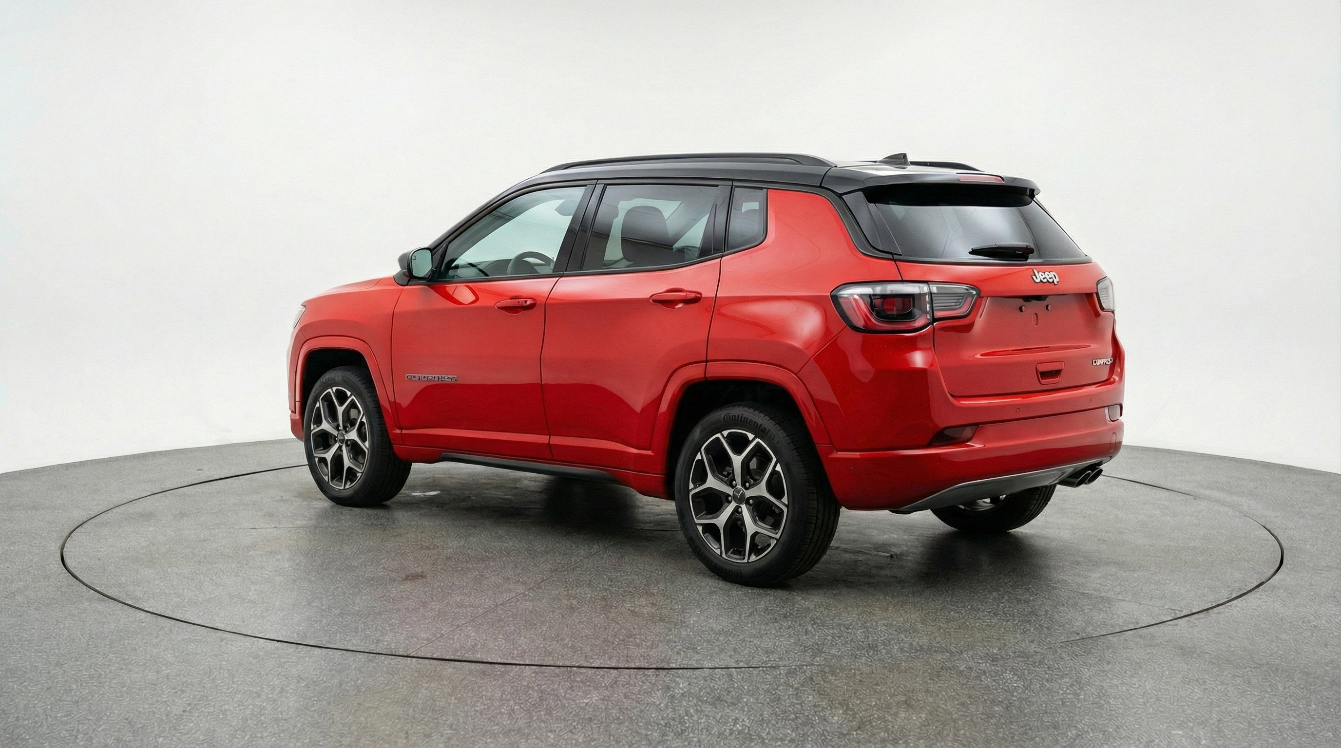 Used 2025 Jeep Compass Limited image 6