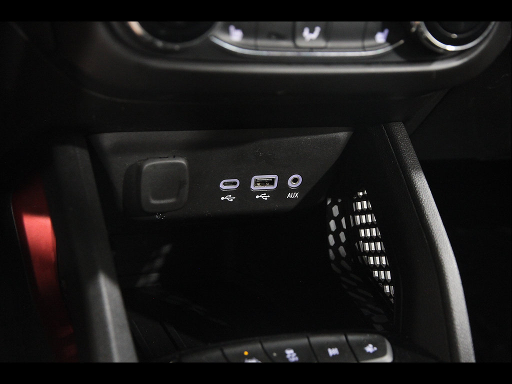 Used 2021 Chevrolet TrailBlazer RS w/ Convenience Package FWD image 16