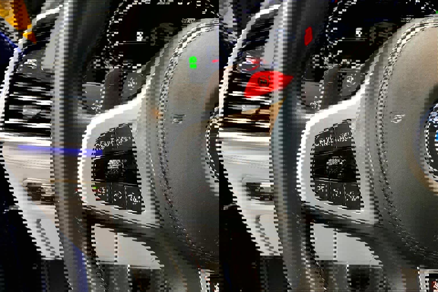 Used 2023 BMW X5 M w/ Competition Package image 25