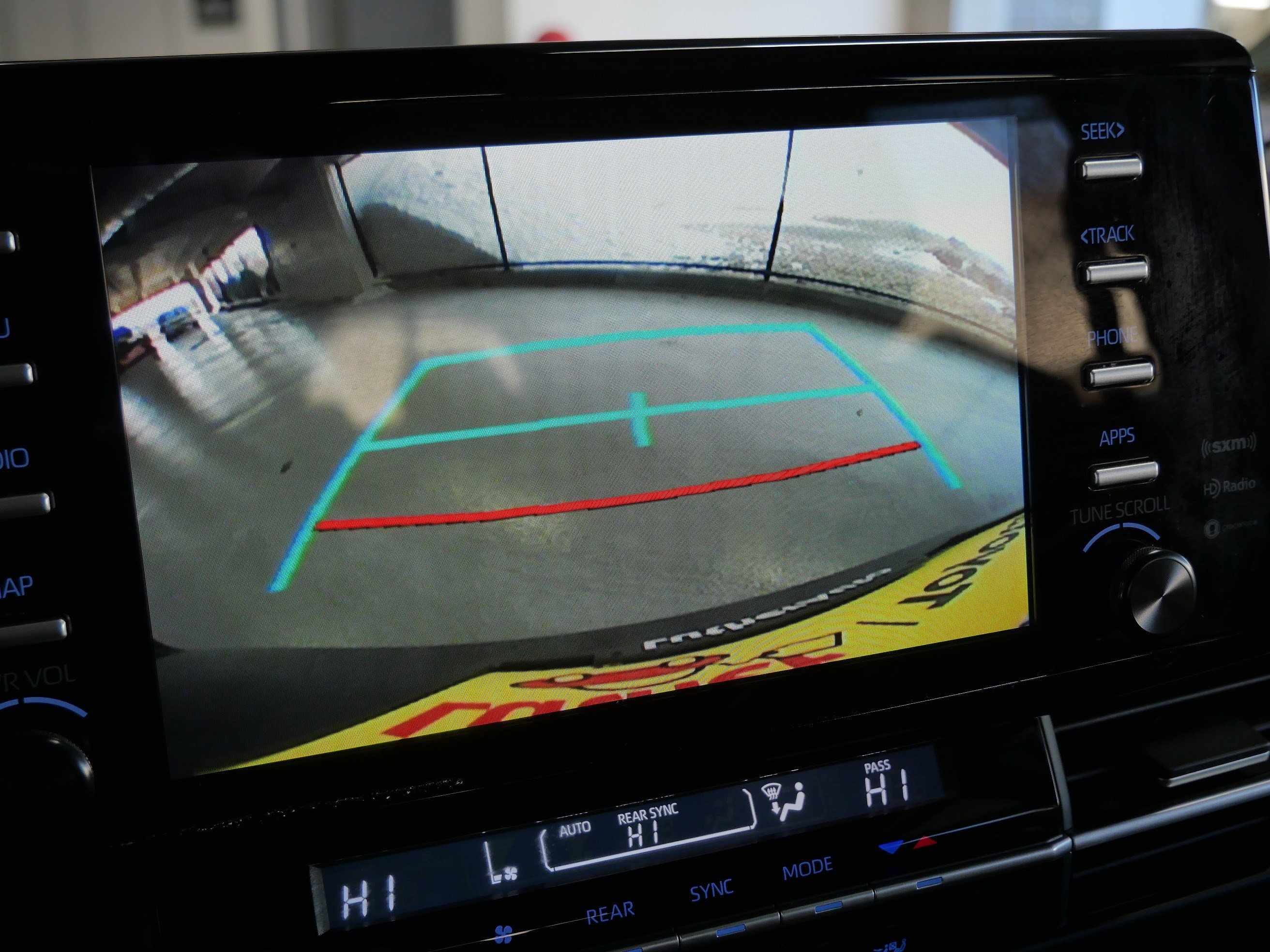 Certified 2024 Toyota Sienna LE image 31