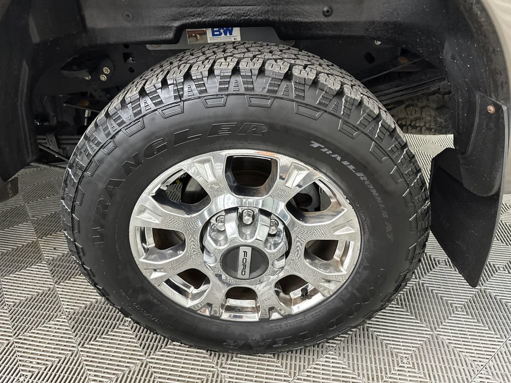 Used 2021 Ford F250 Lariat w/ Lariat Ultimate Package AWD/4WD image 21
